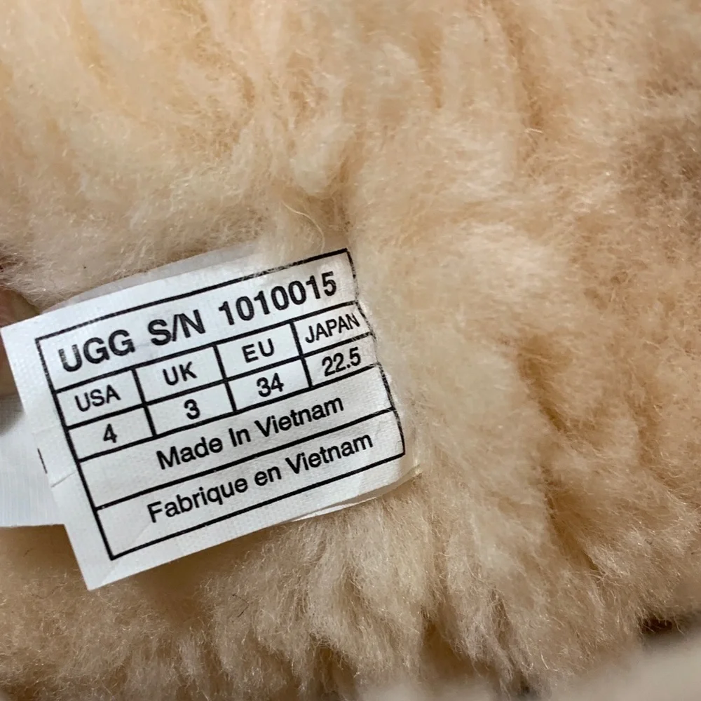 UGG Gray Boots with Cream Fur and Purple Soles